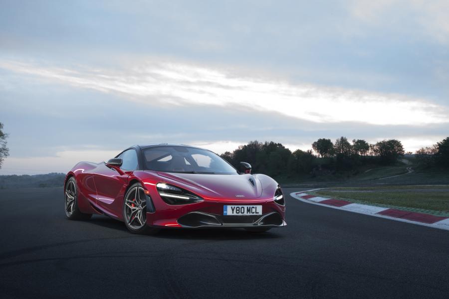  McLaren 720S Coupe 2017 года  (NA) (фото 8 из 31)